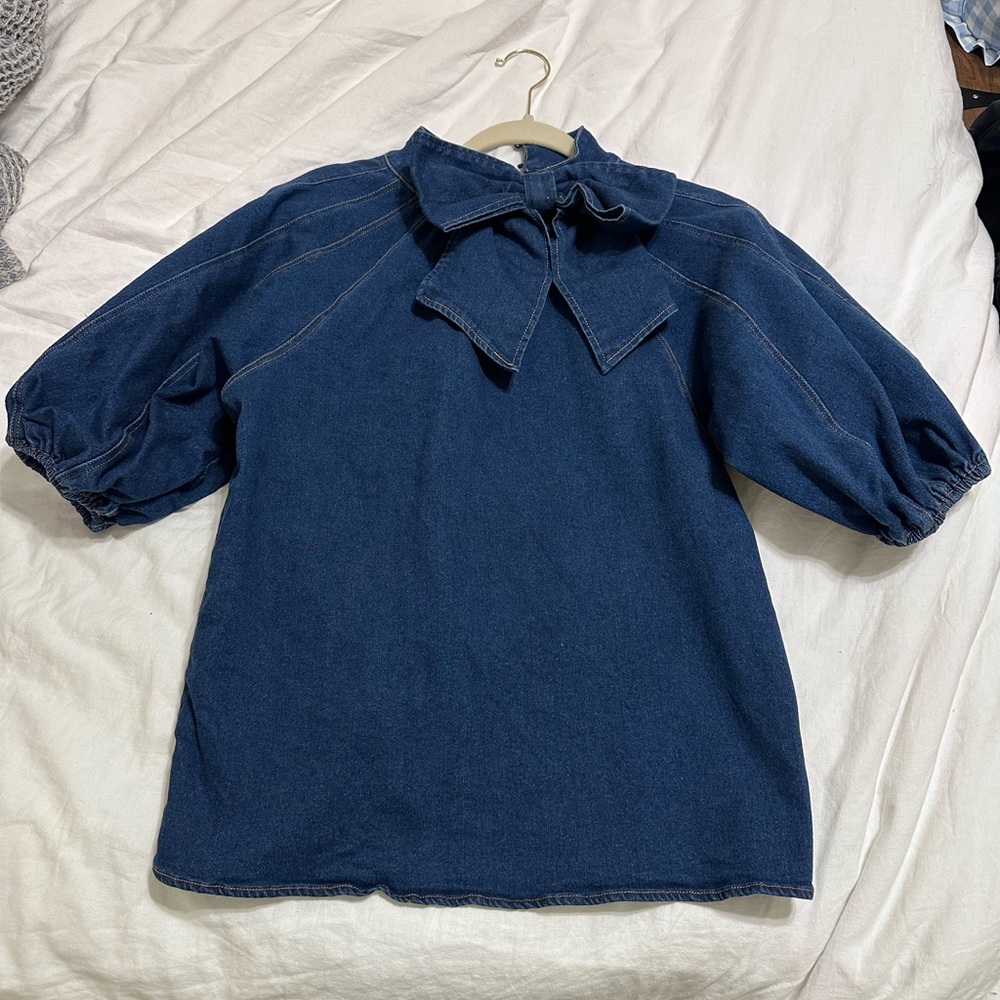 Blue Jean Bow shirt. Sugar lips size M. Worn once and hung to dry.